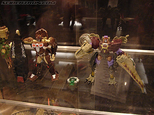 BotCon 2006: Hasbro's Toy Display Cases - Transformers Event:
