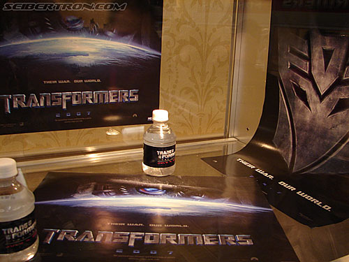 BotCon 2006: Hasbro's Toy Display Cases - Transformers Event:
