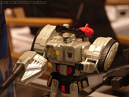 BotCon 2006: Hasbro's Toy Display Cases - Transformers Event: