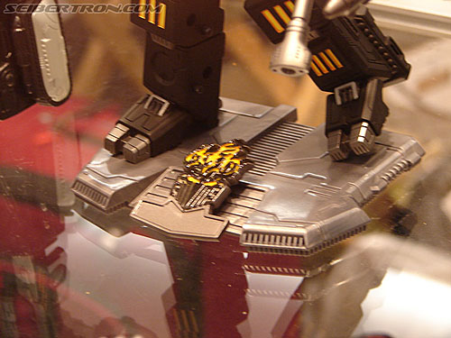 BotCon 2006: Hasbro's Toy Display Cases - Transformers Event: