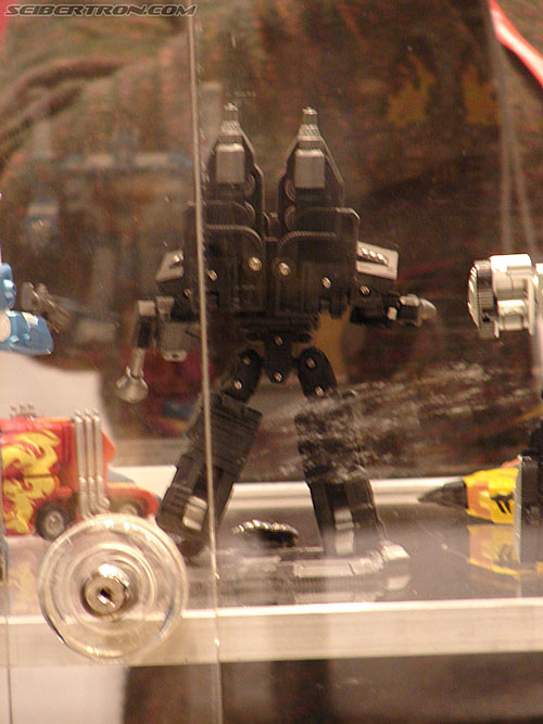 BotCon 2006: Hasbro's Toy Display Cases - Transformers Event: