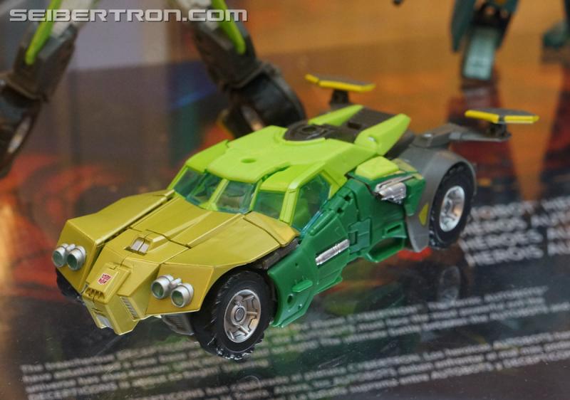 Botcon 2016: Hasbro Display: Platinum Edition Movie 30th Anniversary - Transformers Event: Platinum Edition 059a
