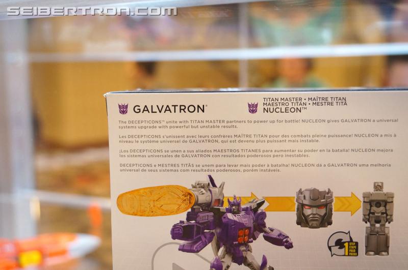 Botcon 2016: Hasbro Display: Titans Return - Transformers Event: Titans Return 015