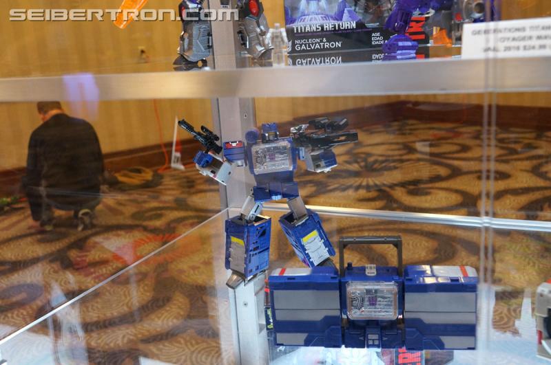 Botcon 2016: Hasbro Display: Titans Return - Transformers Event: Titans Return 039