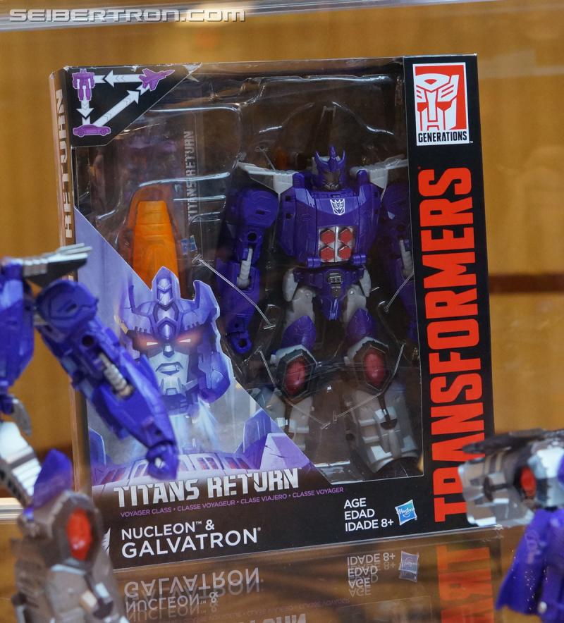 Botcon 2016: Hasbro Display: Titans Return - Transformers Event: Titans Return 045a