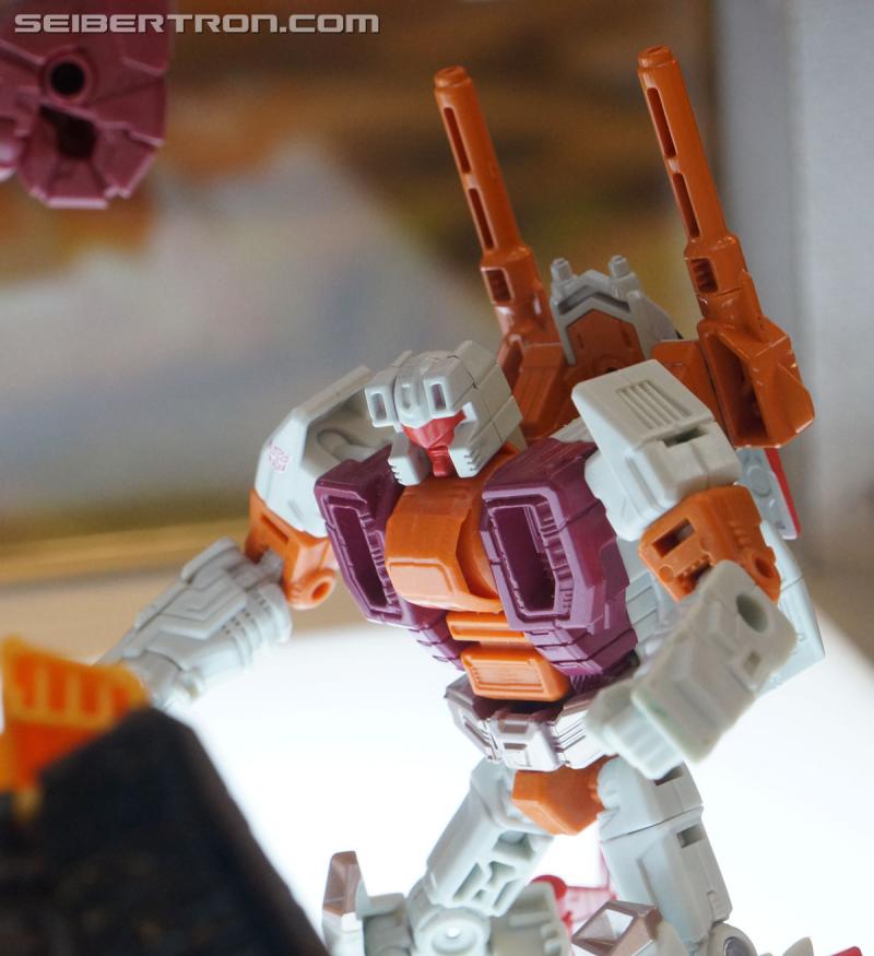 Botcon 2016: Hasbro Display: Combiner Wars Computron - Transformers Event: Combiner Wars Computron 034