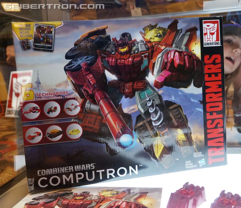 Botcon 2016: Hasbro Display: Combiner Wars Computron - Transformers Event: Computron 016a
