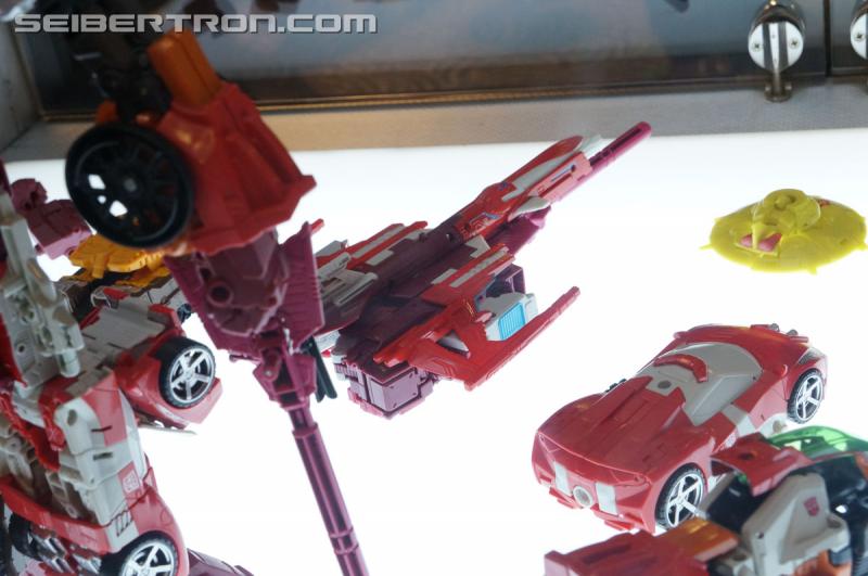 Botcon 2016: Hasbro Display: Combiner Wars Computron - Transformers Event: Computron 021