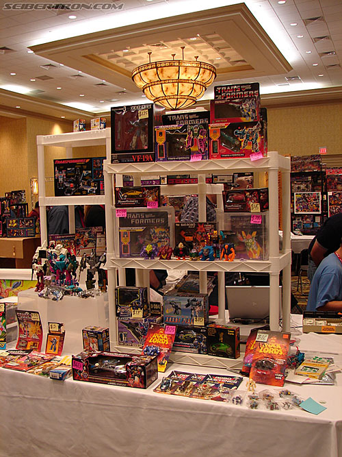 BotCon 2006: Dealer Room - Transformers Event: