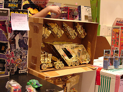BotCon 2006: Dealer Room - Transformers Event: