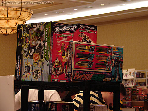 BotCon 2006: Dealer Room - Transformers Event: