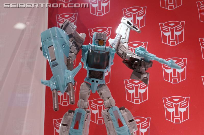 SDCC 2016: Preview Night: SDCC 2016 Transformers Exclusives - Transformers Event: Sdcc Exclusives 032