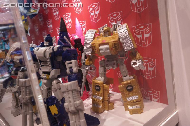 SDCC 2016: SDCC Reveals (aka Hasbro Press Event reveals at SDCC booth) - Transformers Event: DSC02235