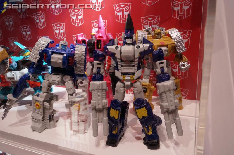 SDCC 2016: SDCC Reveals (aka Hasbro Press Event reveals at SDCC booth) - Transformers Event: DSC02236