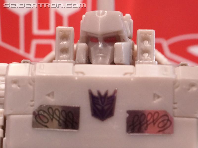 SDCC 2016: SDCC Reveals (aka Hasbro Press Event reveals at SDCC booth) - Transformers Event: DSC02274a