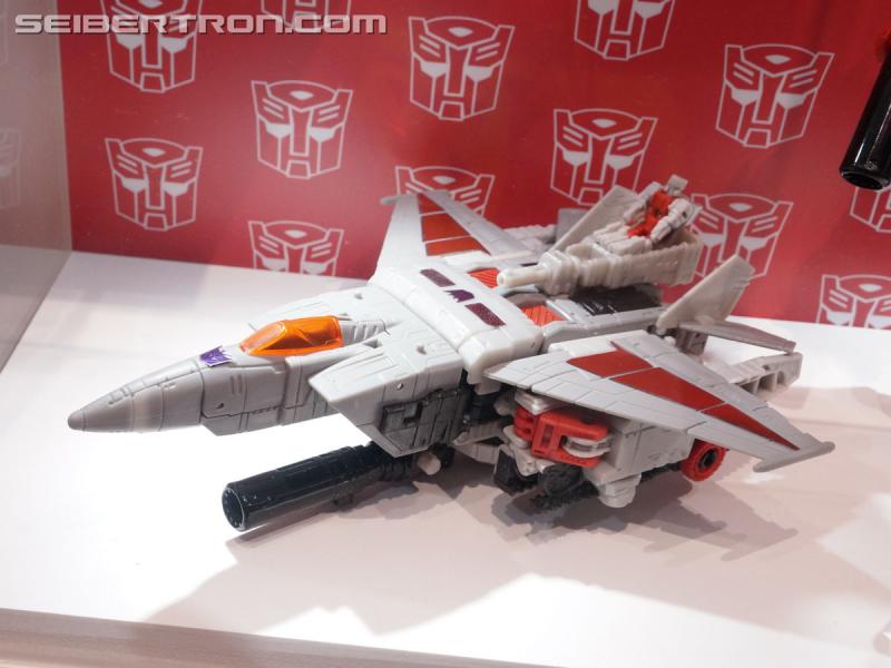 SDCC 2016: SDCC Reveals (aka Hasbro Press Event reveals at SDCC booth) - Transformers Event: DSC02275