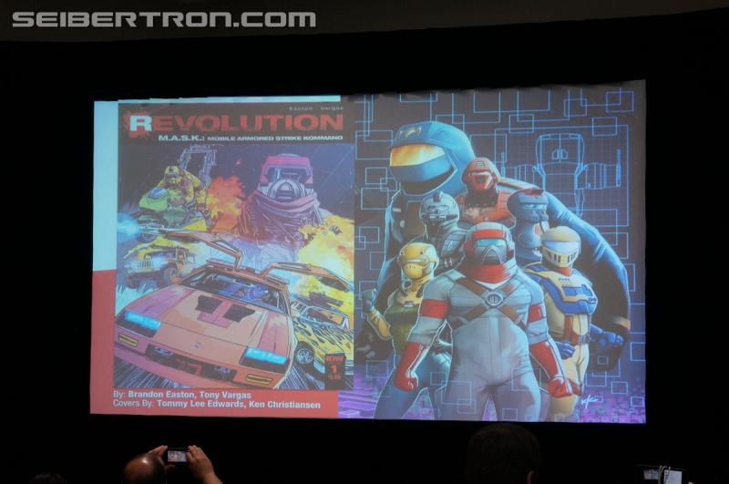 SDCC 2016: "IDW and Hasbro: The Revolution is Now" Gallery - Transformers Event: DSC02356