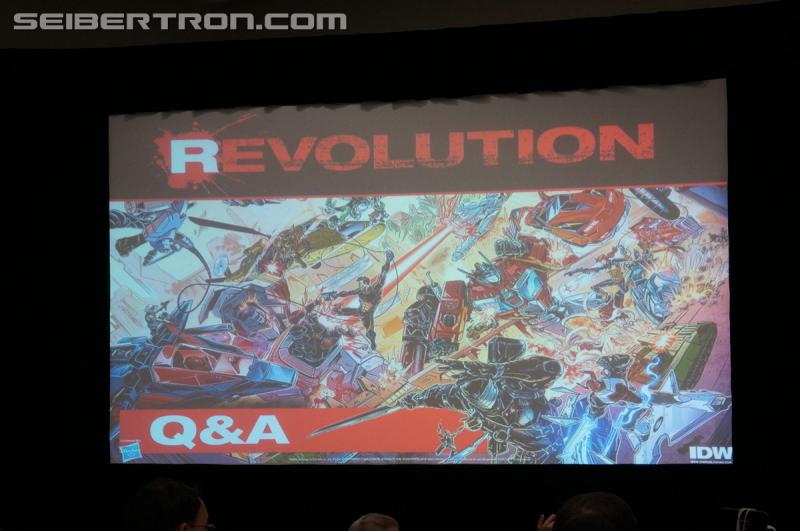 SDCC 2016: "IDW and Hasbro: The Revolution is Now" Gallery - Transformers Event: DSC02387