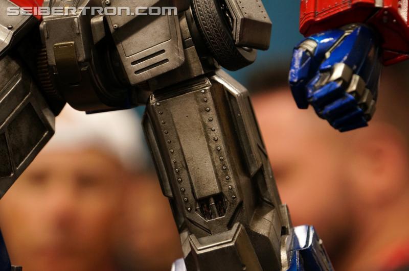 SDCC 2016: Prime 1 Studio Optimus Prime at Sideshow - Transformers Event: DSC02398