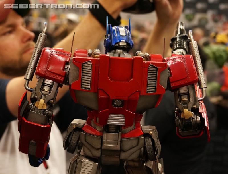 SDCC 2016: Prime 1 Studio Optimus Prime at Sideshow - Transformers Event: DSC02402a