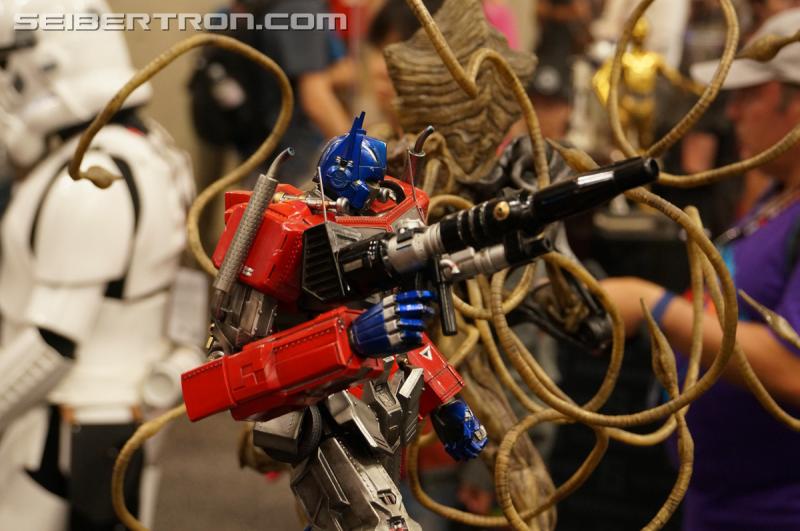 SDCC 2016: Prime 1 Studio Optimus Prime at Sideshow - Transformers Event: DSC02409