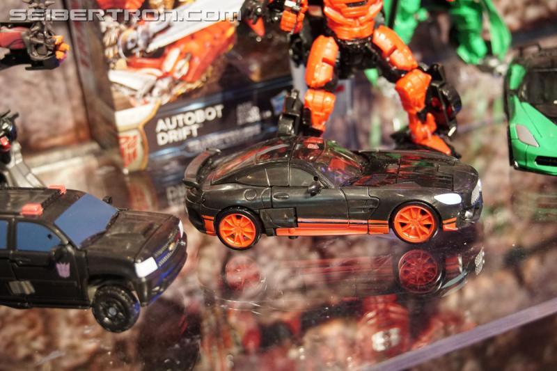 Toy Fair 2017: TF The Last Knight, Robots In Disguise, Titans Return and Rescue Bots - Transformers Event: DSC00138