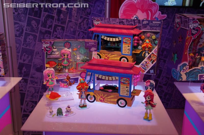 Toy Fair 2017: My Little Pony The. Movie and Equestria Girls - Transformers Event: DSC00832