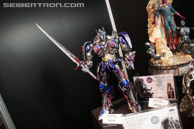 Toy Fair 2017: Optimus Prime 1/22 Scale Collectible Figure - Transformers Event: DSC00938