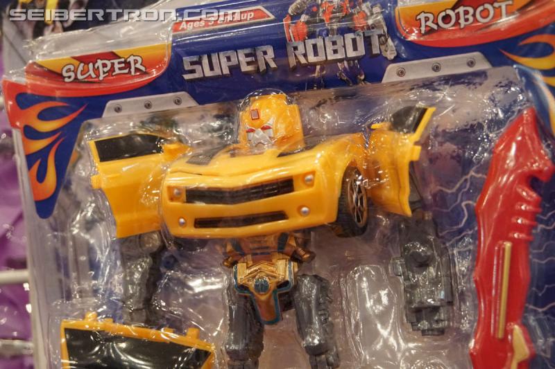Toy Fair 2017: Other toys at Toy Fair 2017 - Transformers Event: DSC01013