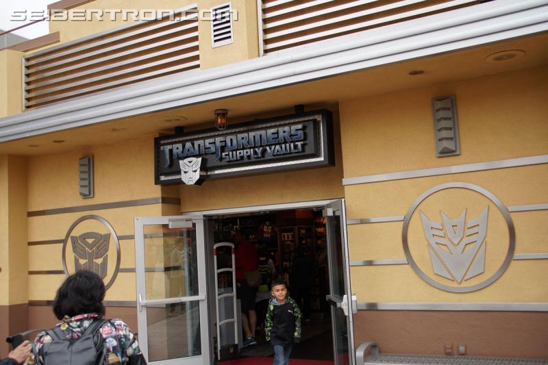 Paramount's Last Knight Super Fan Event: Transformers 3D Ride at Universal - Transformers Event: Universal 028