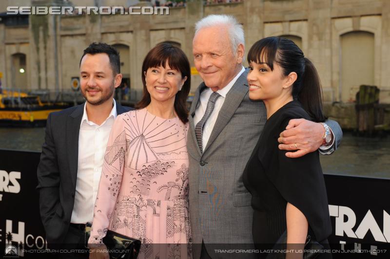 Transformers The Last Knight Global Premiere: Transformers The Last Knight US Premiere in Chicago - Transformers Event: 700067052GH00085 Transforme