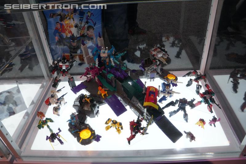 SDCC 2017: Transformers Titans Return Products - Transformers Event: DSC04469