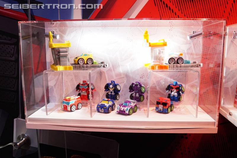 SDCC 2017: Playskool Transformers Rescue Bots - Transformers Event: DSC04577