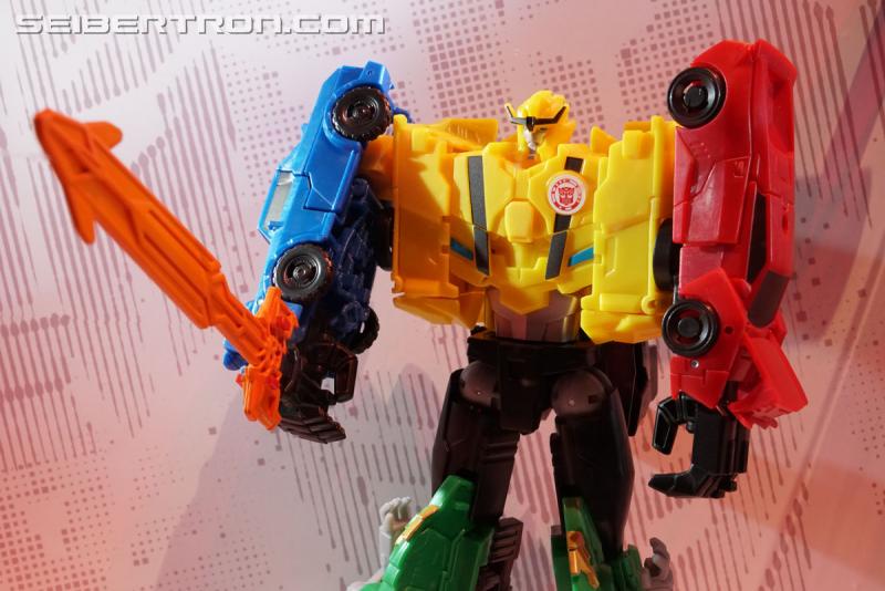 SDCC 2017: Transformers Robots In Disguise Combiner Force - Transformers Event: DSC04592