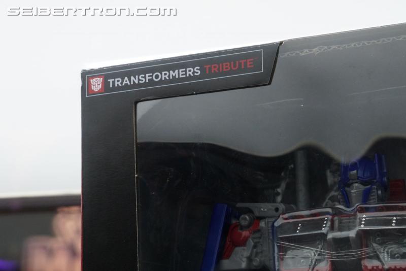 SDCC 2017: Transformers Tribute Optimus Prime - Transformers Event: DSC04849