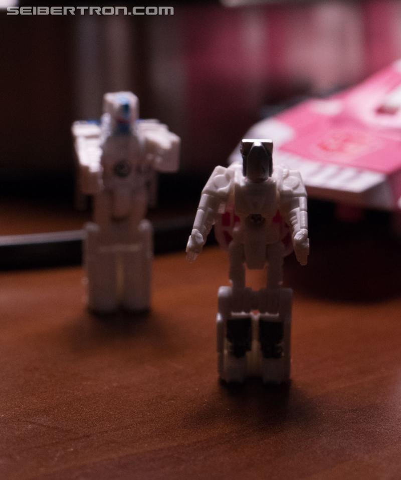 HASCON 2017: Titans Return Arcee Exclusive - Transformers Event: DSC02490