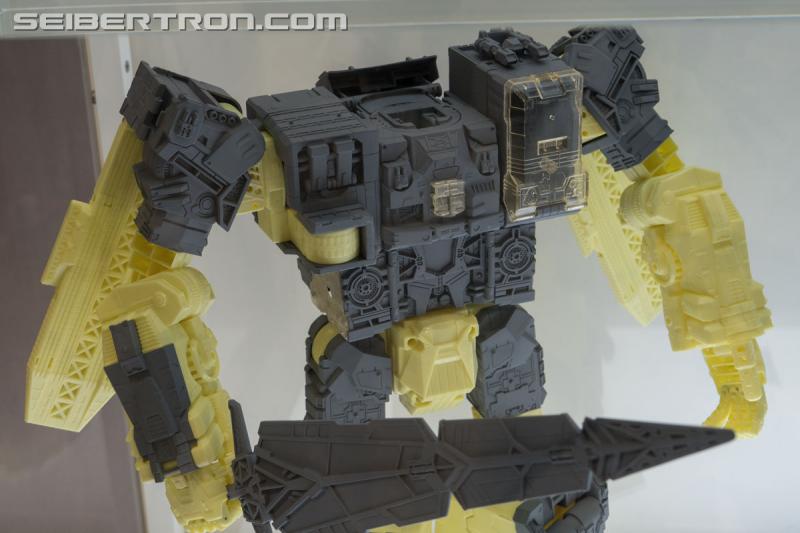 HASCON 2017: Gray Model Prototypes and Unreleased Figures - Transformers Event: DSC02267