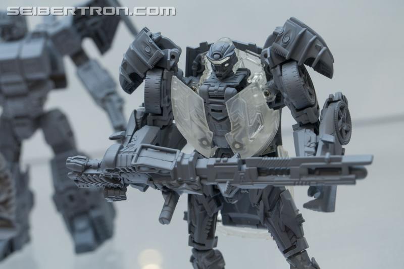 HASCON 2017: Gray Model Prototypes and Unreleased Figures - Transformers Event: DSC02325
