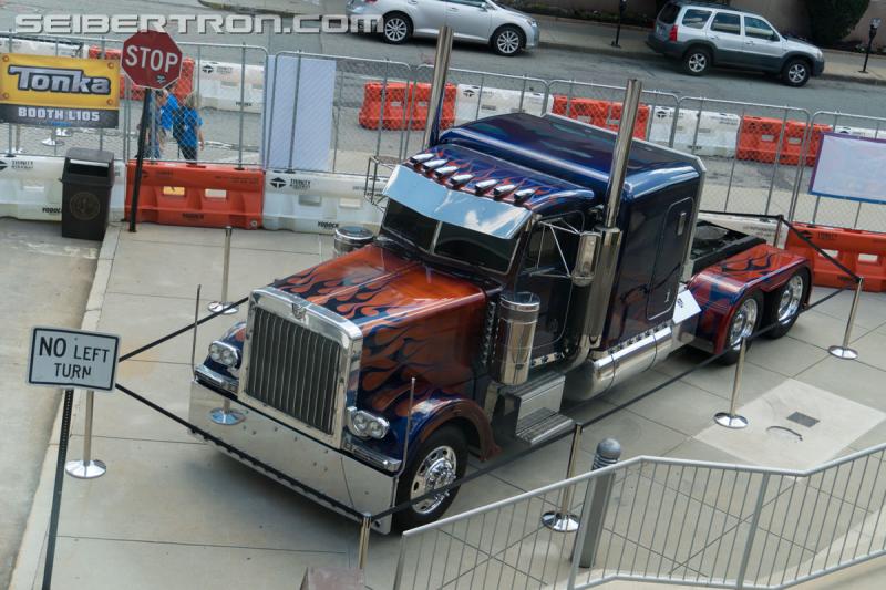 HASCON 2017: Real world Transformers vehicles on display - Transformers Event: DSC02369