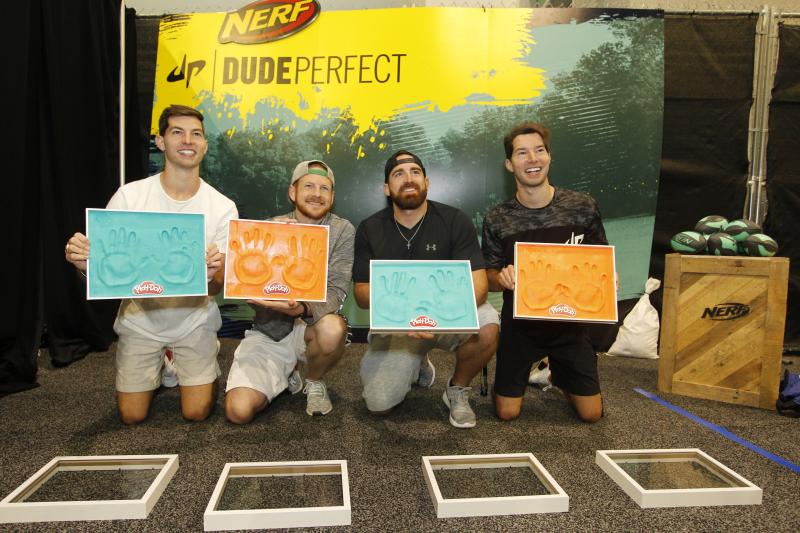 HASCON 2017: Official HASCON Images from Hasbro - Transformers Event: HASCON DUDE PERFECT HANDPRINTS