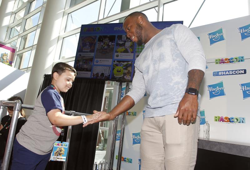 HASCON 2017: Official HASCON Images from Hasbro - Transformers Event: HASCON JAMES WHITE