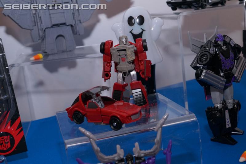 NYCC 2017: NYCC Reveals: Power of the Primes Legends Class - Transformers Event: Legends Class 005