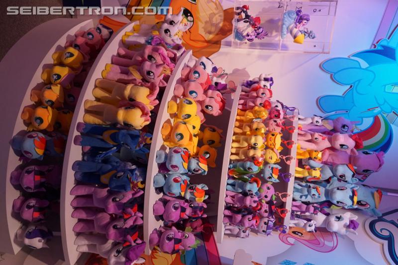 Toy Fair 2018: Miscellaneous Transformers Products - Transformers Event: Misc 155