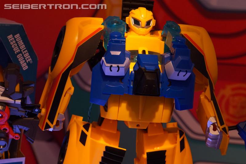 Toy Fair 2018: Transformers Rescue Bots - Transformers Event: Rescue Bots 1006