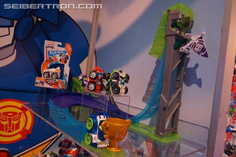 Toy Fair 2018: Transformers Rescue Bots - Transformers Event: Rescue Bots 1058