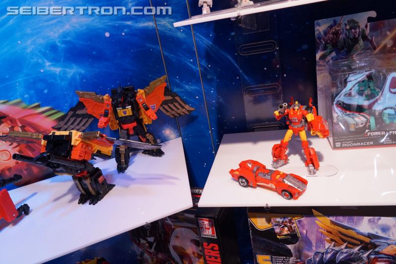 Toy Fair 2018: Transformers Power of the Primes PREDAKING - Transformers Event: Predaking 417