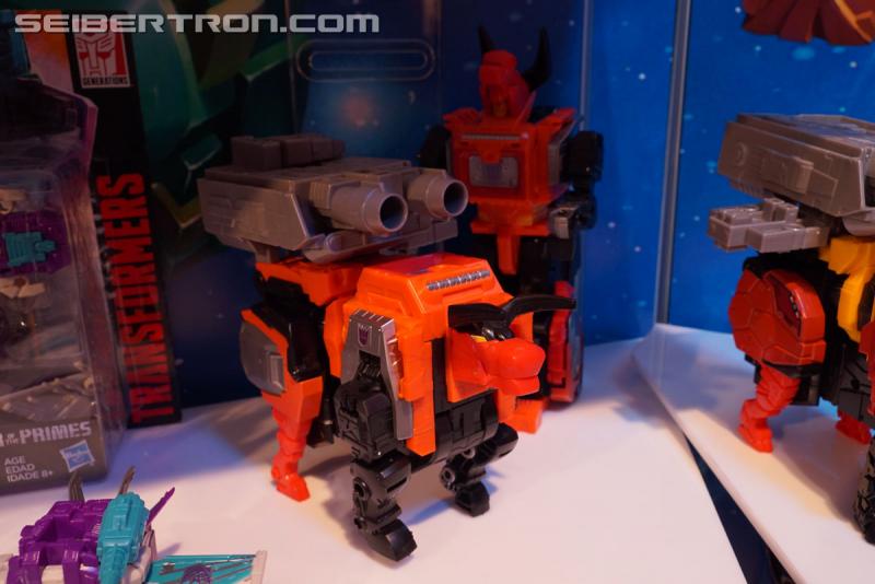 Toy Fair 2018: Transformers Power of the Primes PREDAKING - Transformers Event: Predaking 438