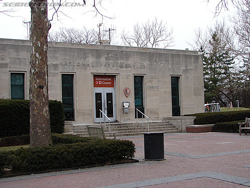 Toy Fair 2007 - New York: Statue of Liberty - Transformers Event: