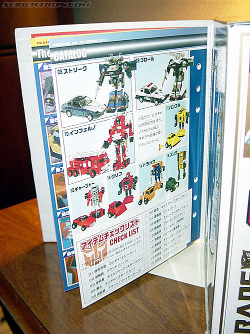 BotCon 2002: Japanese Transformers Gallery - Transformers Event: Botcon-2002-japan029
