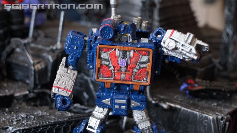 NYCC 2018: NYCC 2018: War for Cybertron Reveals - Transformers Event: War For Cybertron 036
